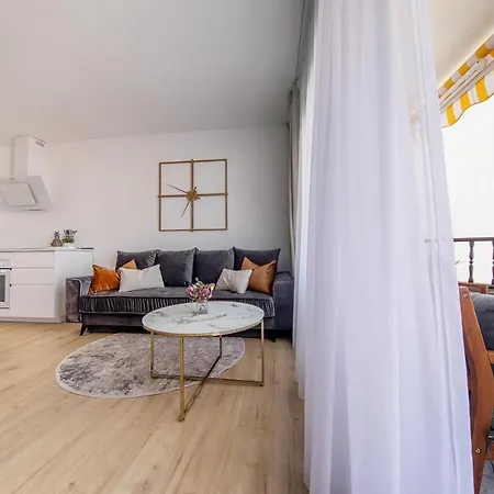Bouganvillas 1 Bed In 阿德耶