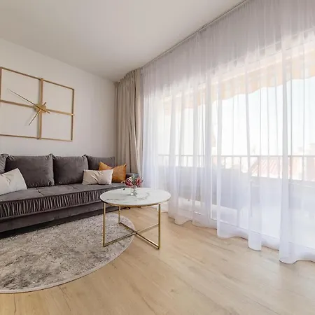 Bouganvillas 1 Bed In *